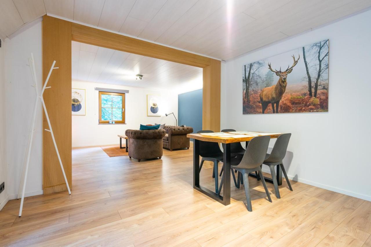 Bills Lodge, Le Plaisir De La Riviere A 2 Minutes Du Centre! La-Roche-en-Ardenne Zewnętrze zdjęcie