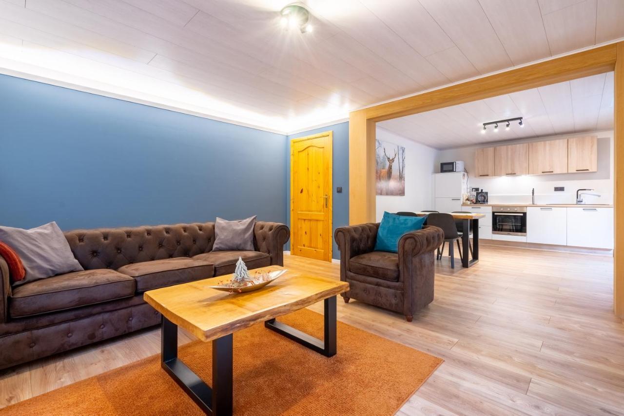 Bills Lodge, Le Plaisir De La Riviere A 2 Minutes Du Centre! La-Roche-en-Ardenne Zewnętrze zdjęcie